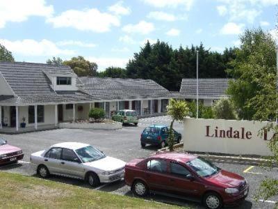 Kapiti Lindale Motel And Conference Centre Paraparaumu Exterior photo